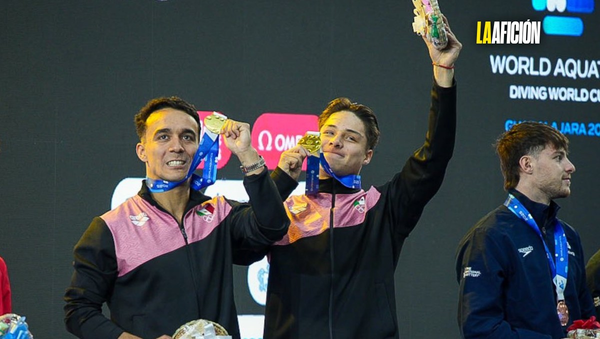 Osmar Olvera y Juan Manuel Celaya ganan oro en el Mundial de Clavados
