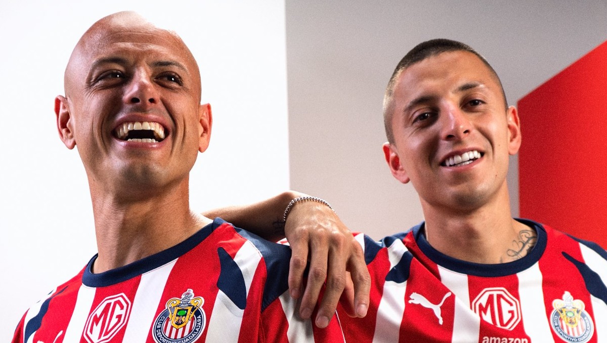 Chivas presenta nueva playera de local para la temporada 2025-2026