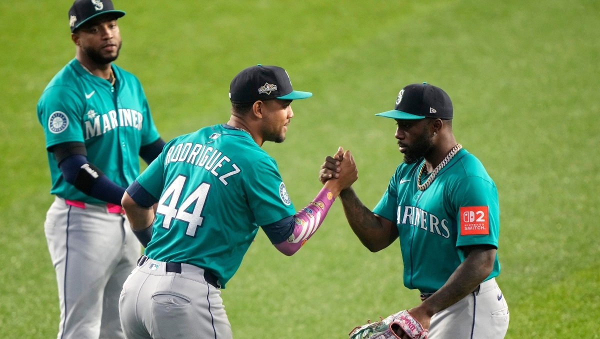 Mariners vence a los Blue Jays y toman ventaja 2-0 en la Serie de Campeonato de la Liga Americana