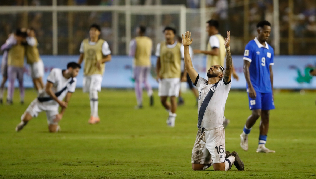 'Flaco' Tena y Guatemala vencen a El Salvador para mantener la ilusión de ir al Mundial