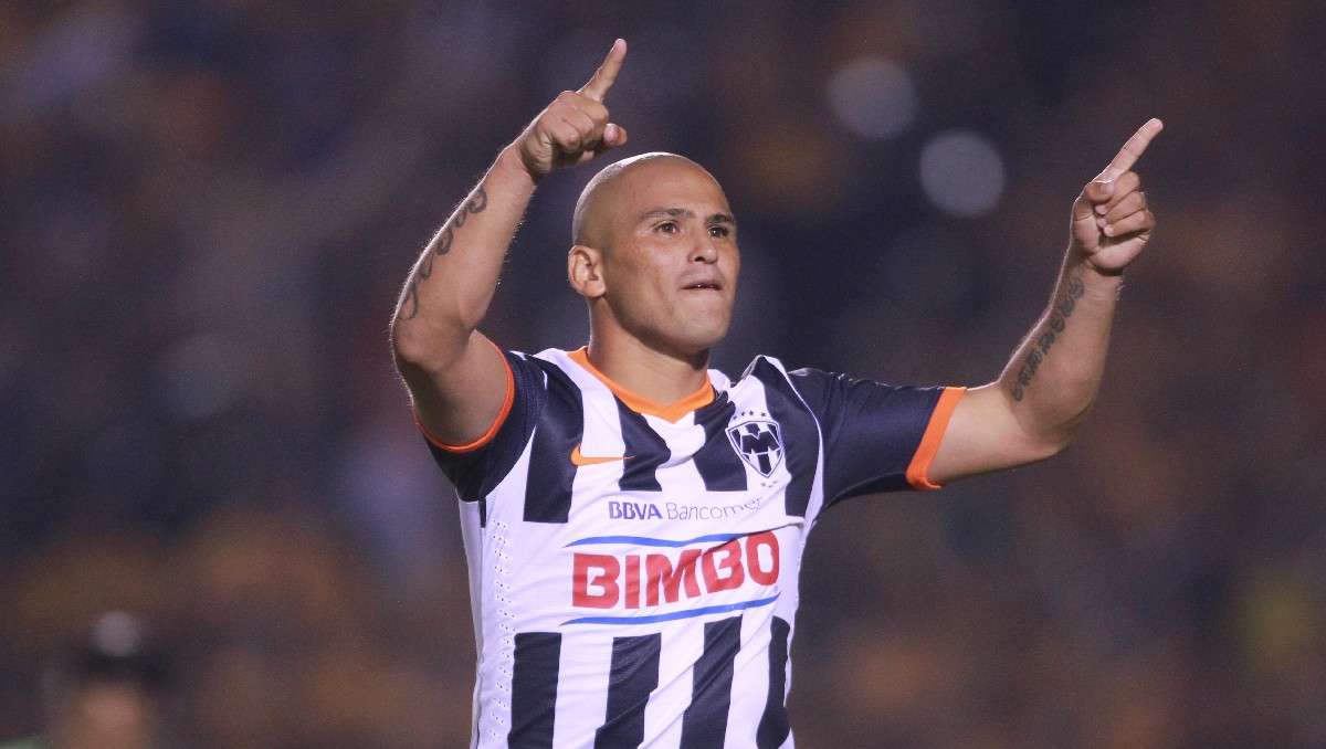 Humberto 'Chupete' Suazo, eterno ídolo de Rayados de Monterrey, anuncia su retiro