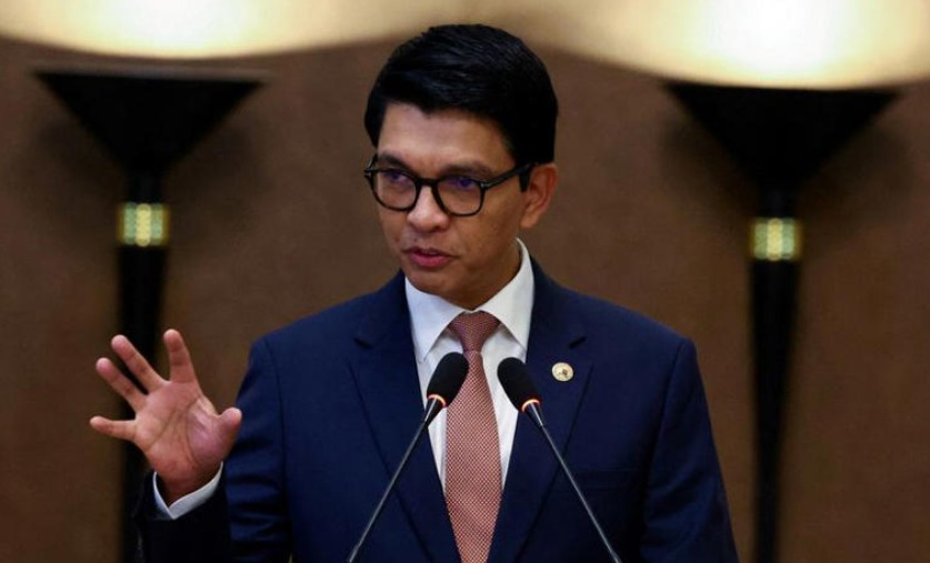 El ejército de Madagascar toma el poder de la isla tras huída del presidente Rajoelina