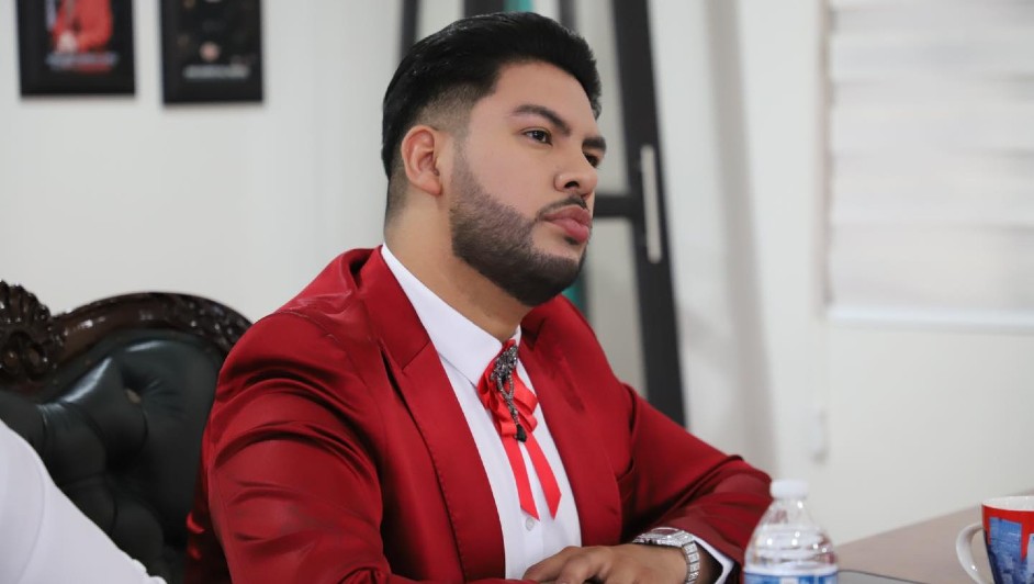 Atacan a balazos camioneta de Richard Millán, alcalde de Elota, Sinaloa, en maxipista Culiacán-Mazatlán