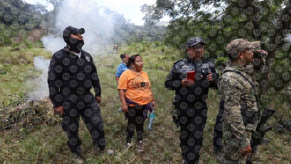 Nos pondremos de pie en Xicotepec: autoridades tras restablecer comunicación en 10 comunidades