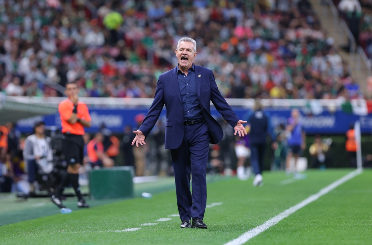 Javier Aguirre, entre un entorno confuso y un desafío claro rumbo al Mundial