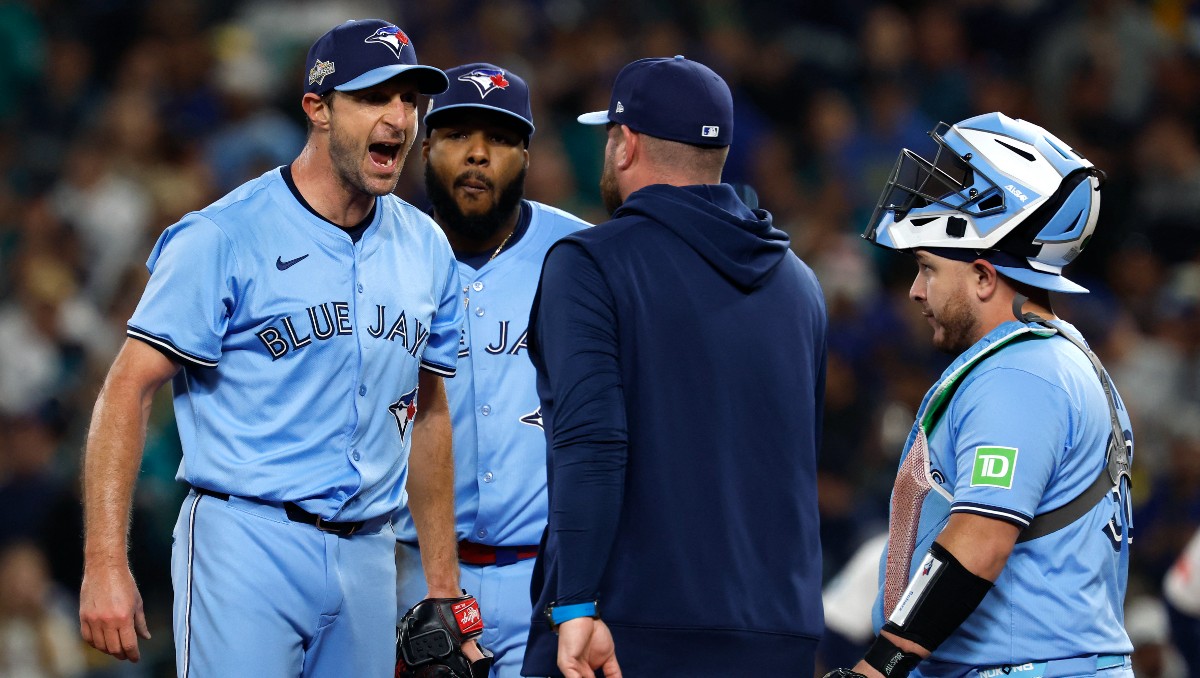 Max Scherzer brilla para que Blue Jays derrote a Mariners y empate la Serie de Campeonato