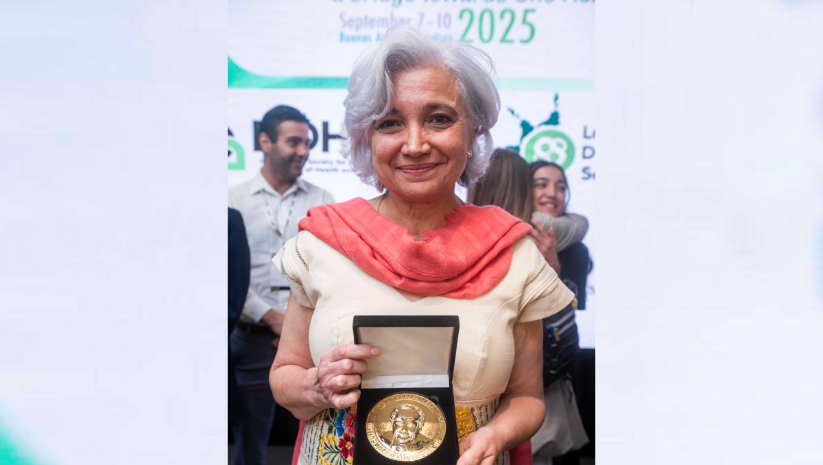 ¡Orgullo nacional! Elena Zambrano González, la primera científica mexicana en obtener la Medalla David Barker