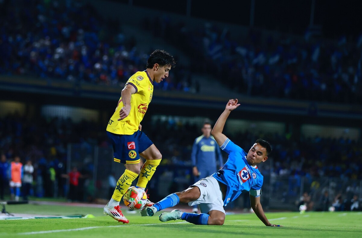 Los duelos a seguir en el Clásico Joven entre Cruz Azul y América en el Apertura 2025