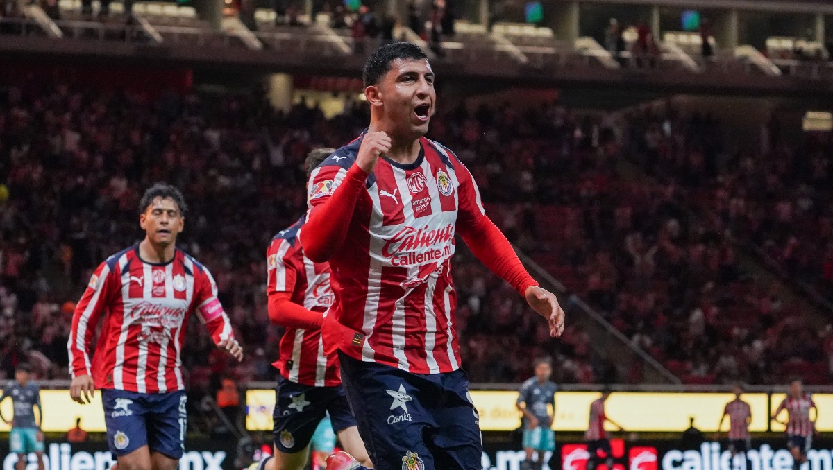 Chivas se enracha tras vencer a Mazatlán y se acerca a la liguilla directa de la Liga MX