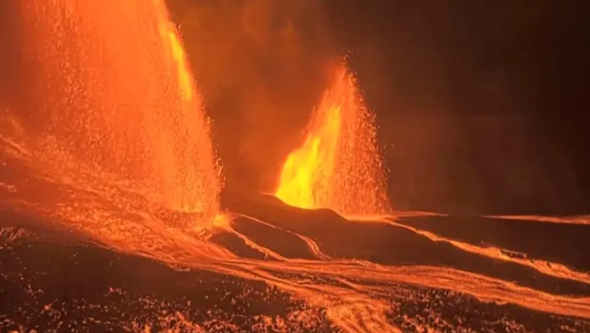 ¡Impactante! Volcán Kilauea de Hawái vuelve a entrar en erupción y arroja lava desde su cráter | VIDEO