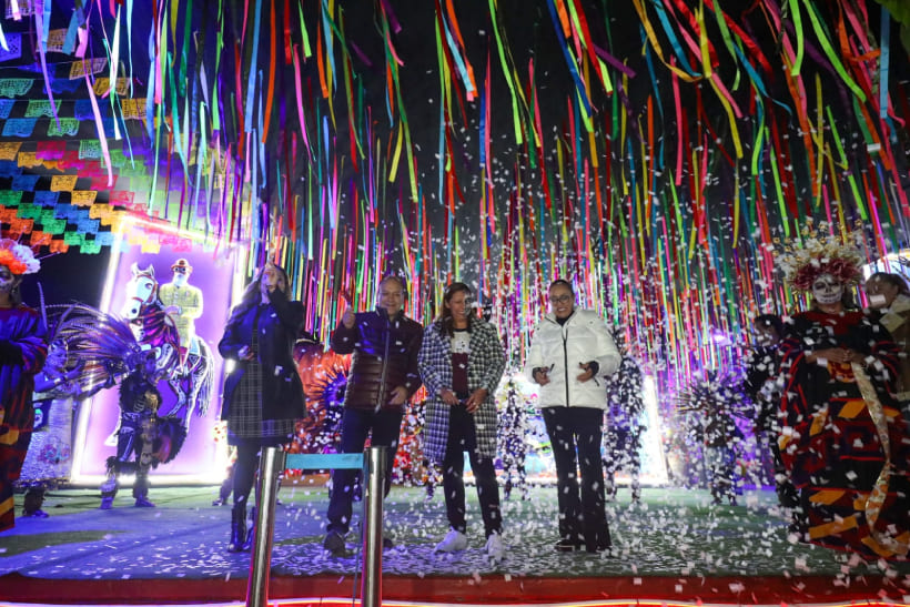 Más de 15 mil personas asisten al inicio del Festival de Día de Muertos 2025 en V. Carranza