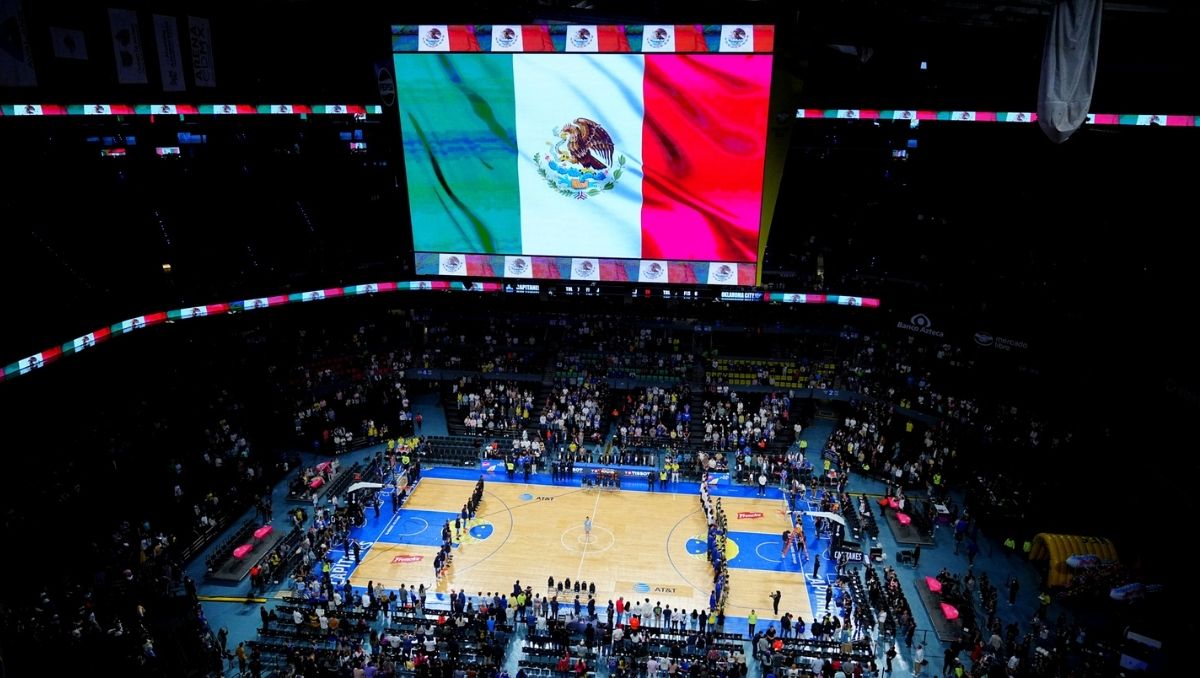 James Jones: No descartamos un juego de NBA Cup en México