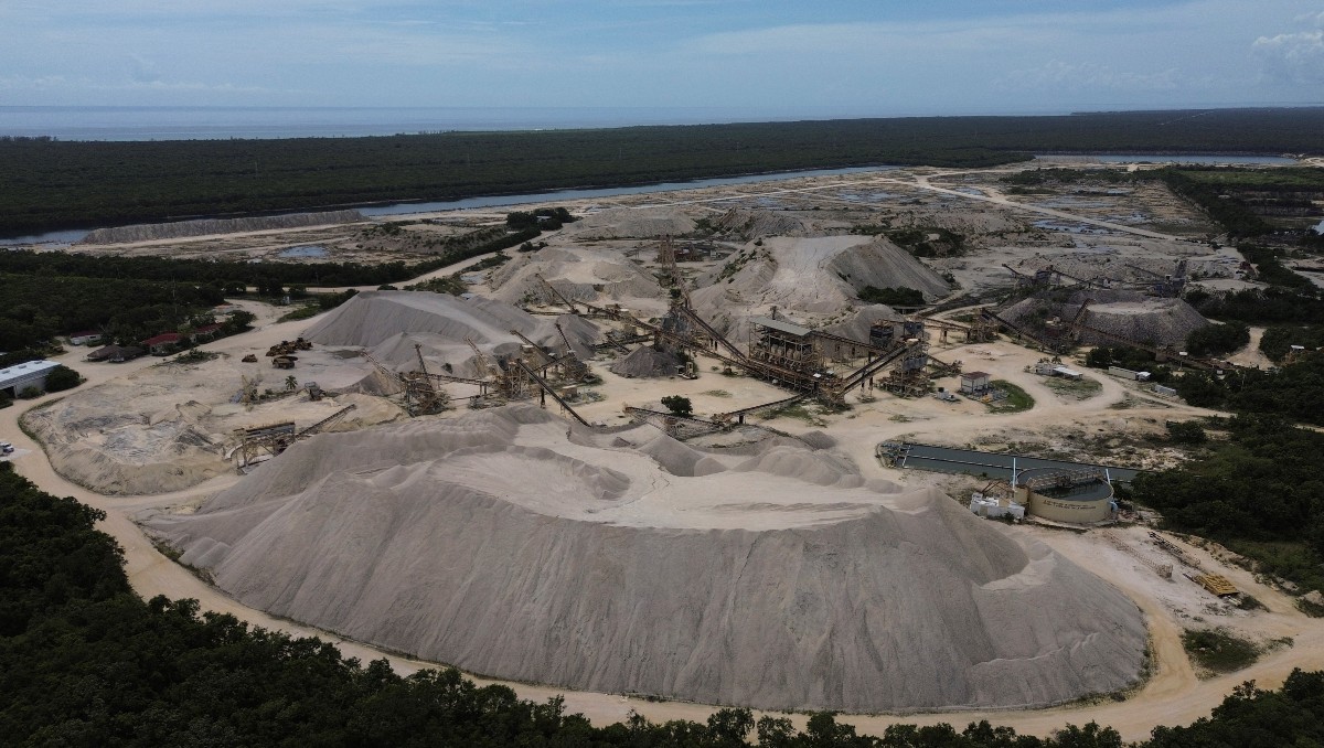 Naturaleza retoma poco a poco predios de Calica; dictamen de daños está reservado