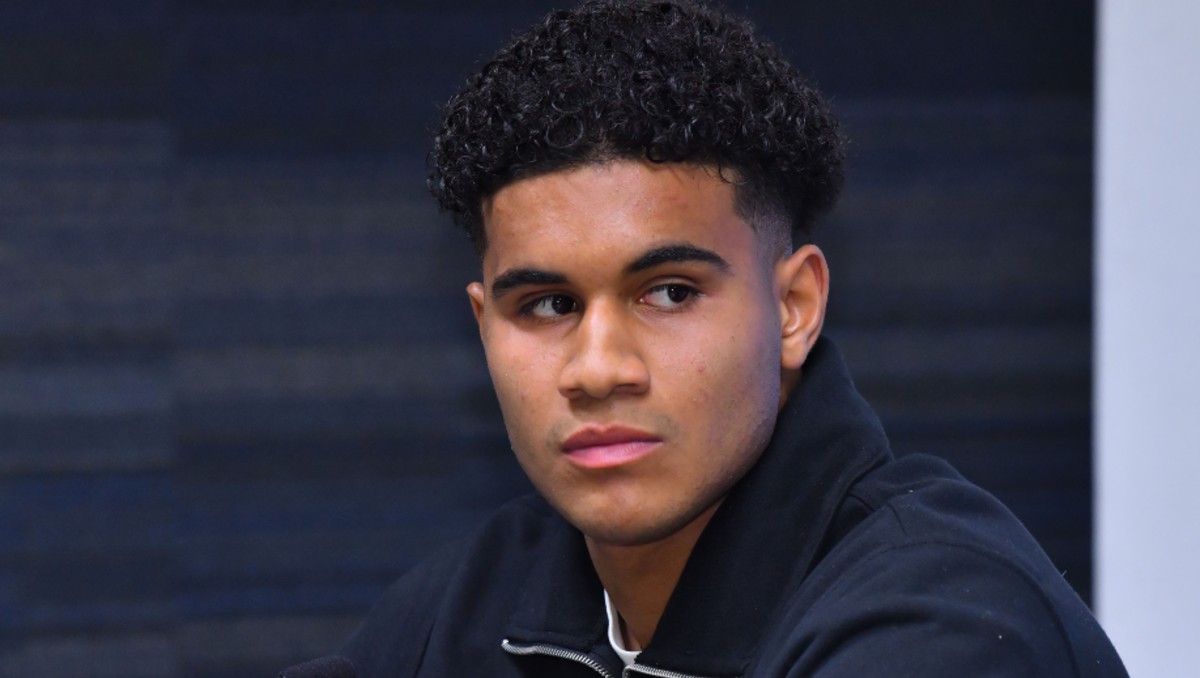 Tony Leone debuta con Pumas ante lesión de Pablo Bennevendo