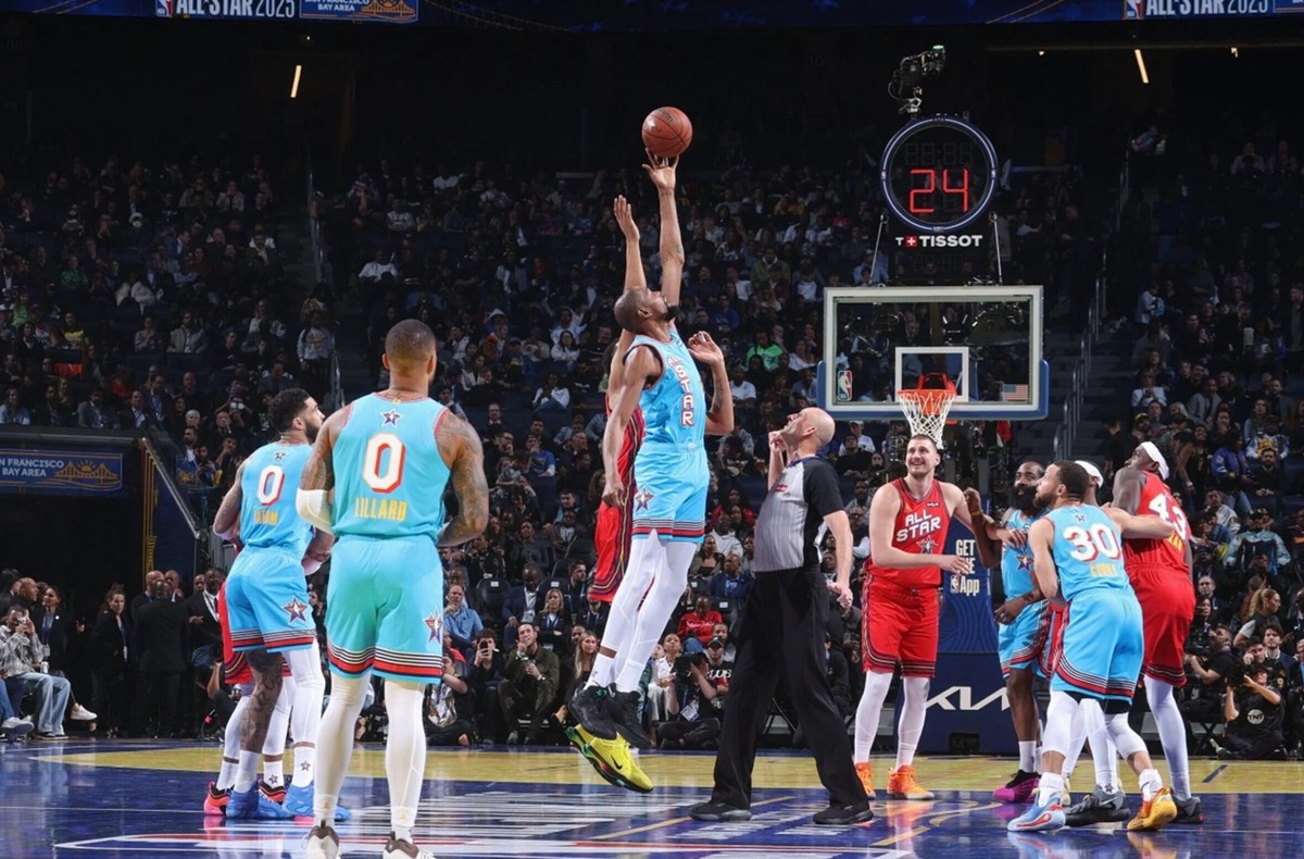 NBA All-Star Game regresa con nuevo formato y ausencias notables