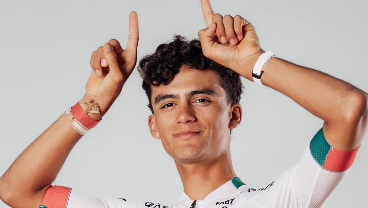 Isaac del Toro termina en segundo lugar de la jornada 3 del Tour UAE