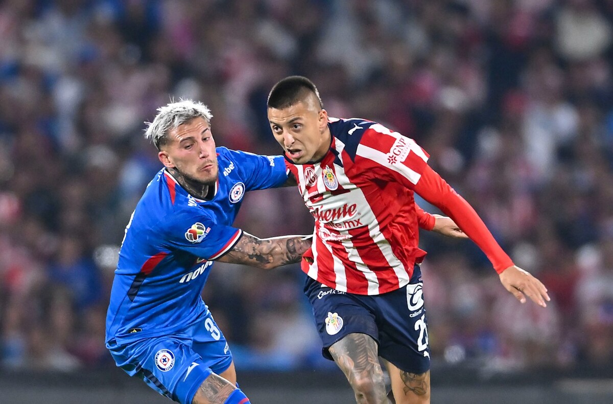 Cruz Azul ante Chivas, un duelo de titanes de la Liga MX