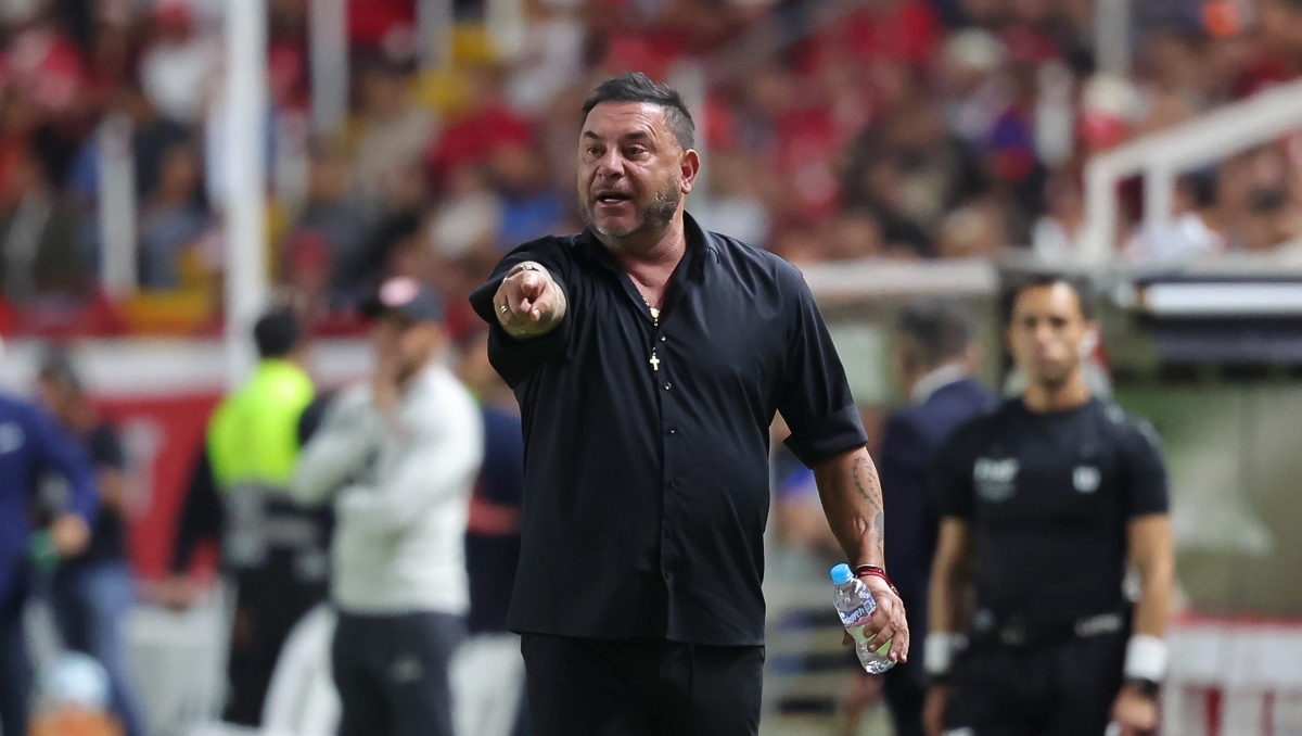 'Turco' Mohamed revela su disgusto por los amistosos de la selección