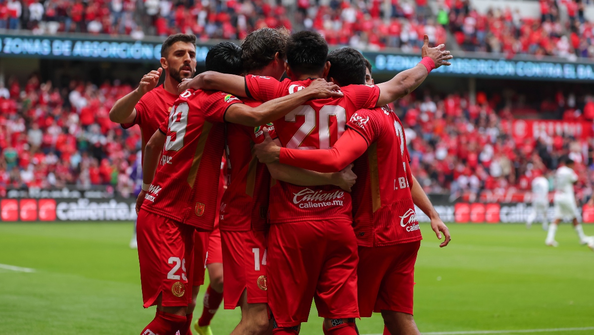 Toluca vence a Chivas y lo desbanca del liderato general en la Liga MX