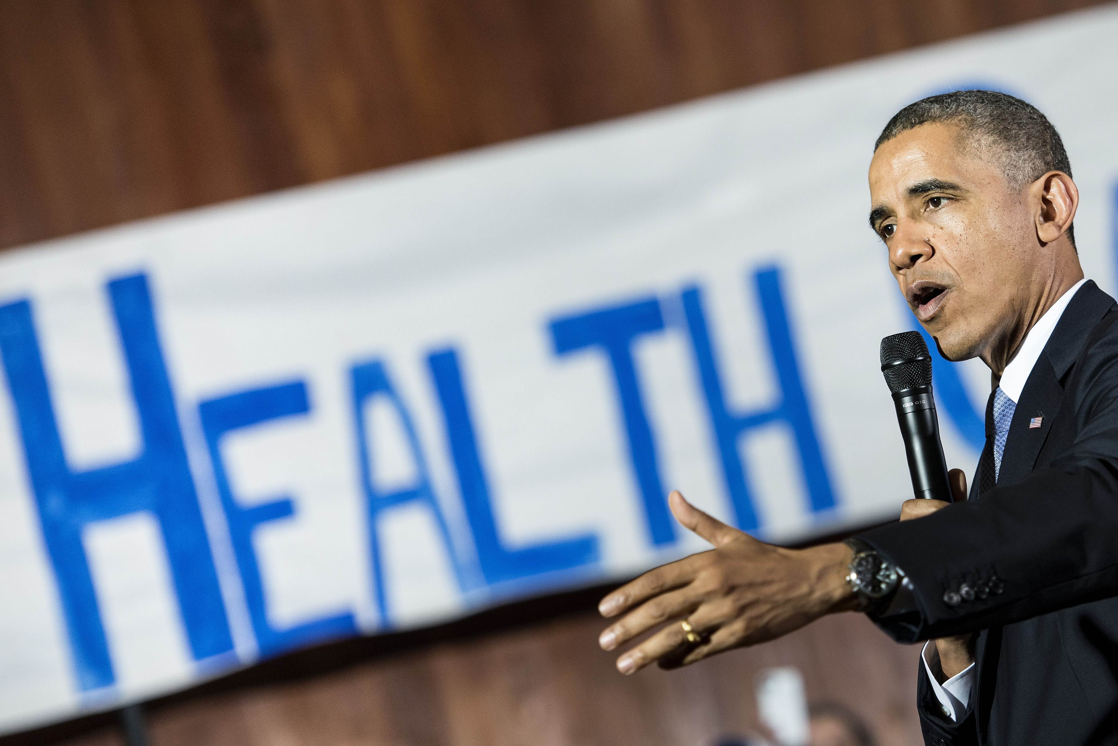 Obama, durante su intervención hoy en el templo Emanu-El en Dallas, Texas