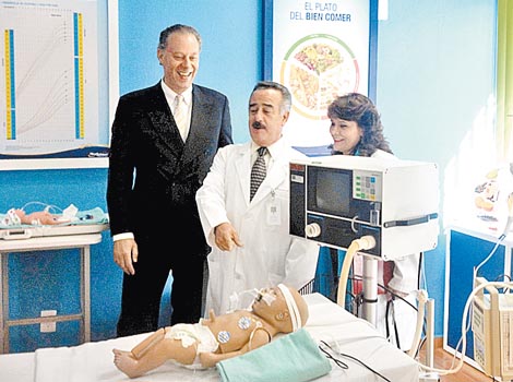 Practicarán con maniquís de bebés y equipo computarizado.