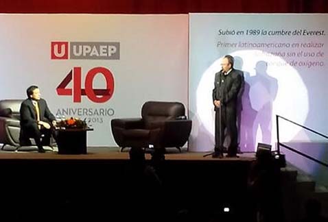 Carsolio mandó un mensaje de positivismo a los alumnos de la institución rojiblanca.