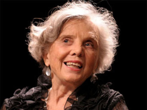 Elena Poniatovska presentará su libro “El Universo o nada: biografía del estrellero Guillermo Haro” 