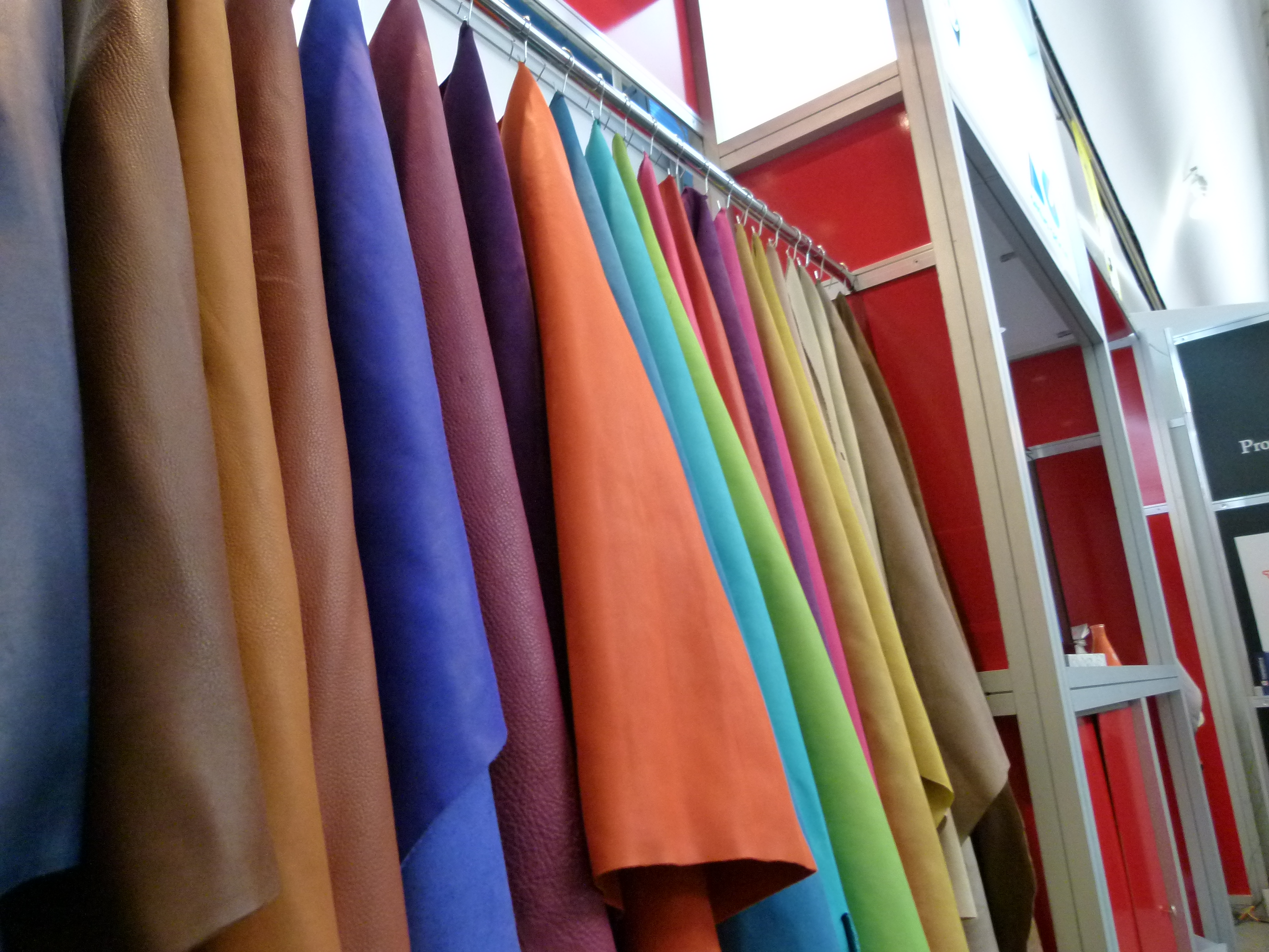 Telas, pieles, colores, texturas, forman parte de ANPIC.