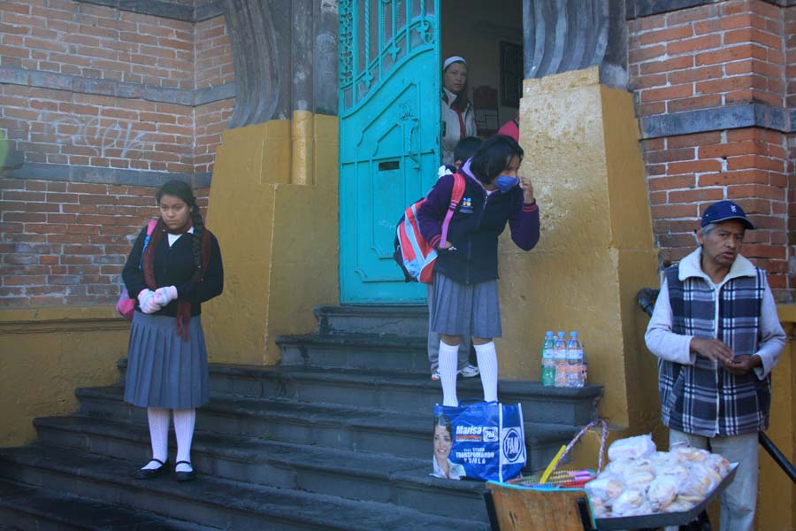 Escuela primaria en la capital poblana.