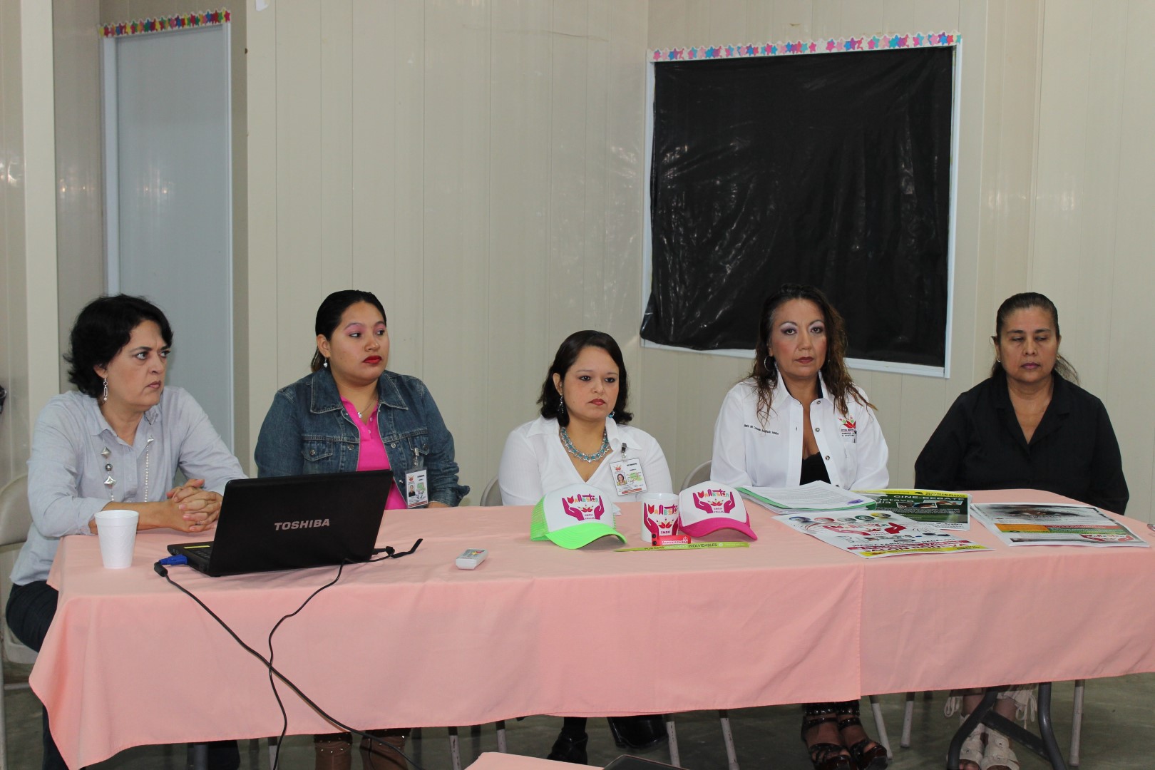 Anuncian Vallestón a beneficio del Centro del DIF