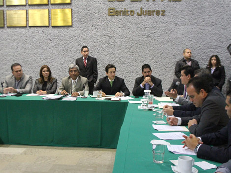 Los ex alcaldes se reunieron con el auditor Superior del Estado. 