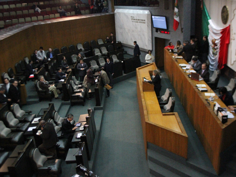 El tema fue llevado al Pleno del Congreso del Estado por diputados del PAN. 
