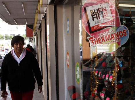 Baja afluencia de clientes en los negocios de la capital.