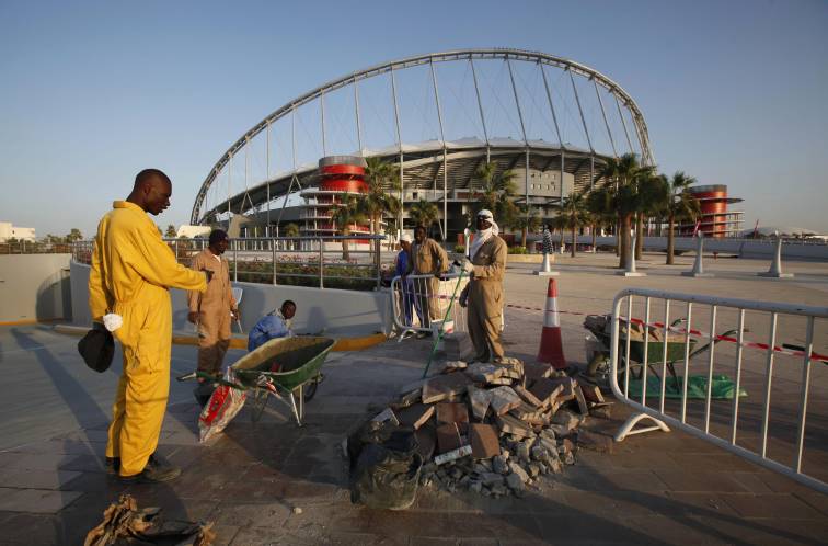 Trabajadores en Estadio de Qatar 