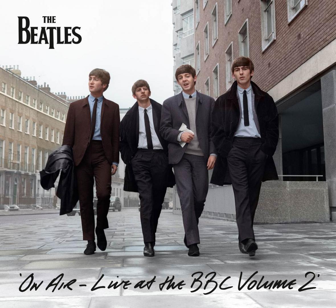 El video 'Words of love' apoyará la promoción del disco de la BBC. 