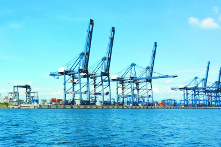 El puerto también está restringido para los pescadores.