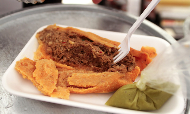 Tamales, platillo tradicional en México.