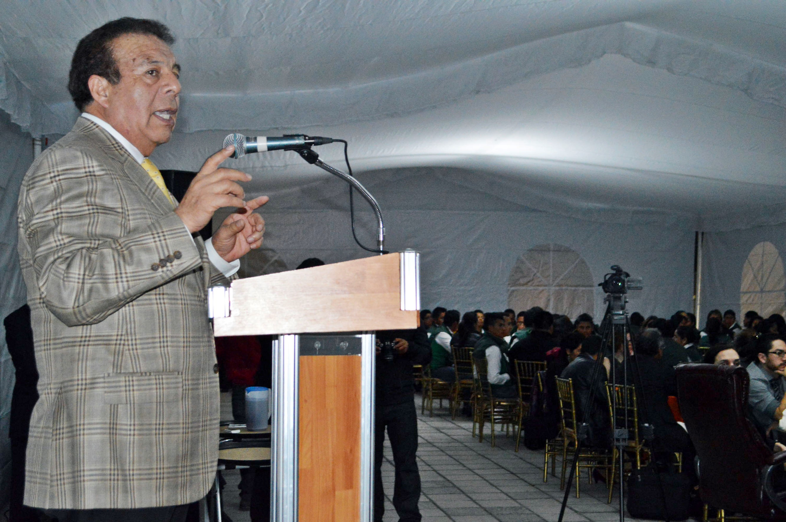Joel Guerrero Juárez, secretario de Educación Pública de Hidalgo. 