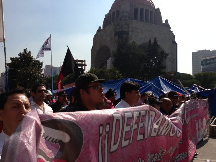 Marchan maestros hacia el Ángel 