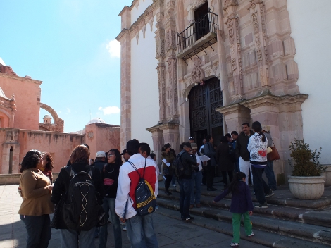Docentes de la CNTE se opone a los foros de consulta, porque dicen que no cumplen con las expectativas y la realidad de la educación.