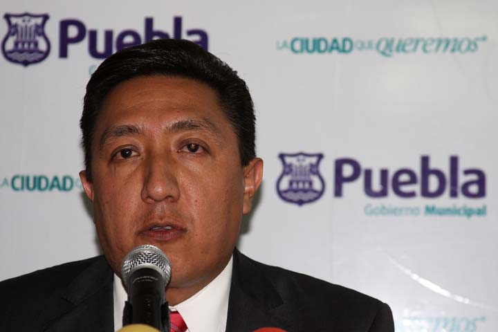 Secretario de Seguridad Pública y Tránsito Municipal de Puebla, Amadeo Lara Terrón.