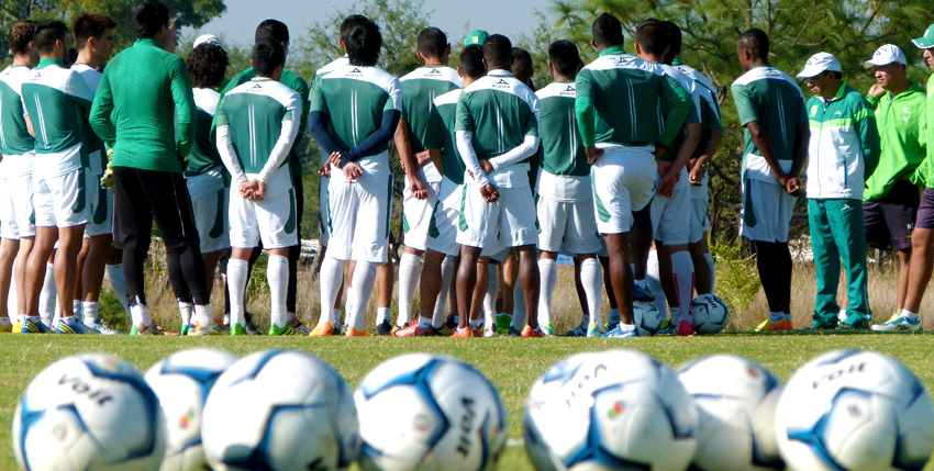 El técnico del León prepara el partido de ida de los Cuartos de Final de la Liga MX.