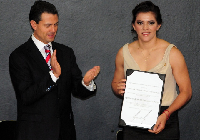Enrique Peña Nieto, con María del Rosario Espinoza
