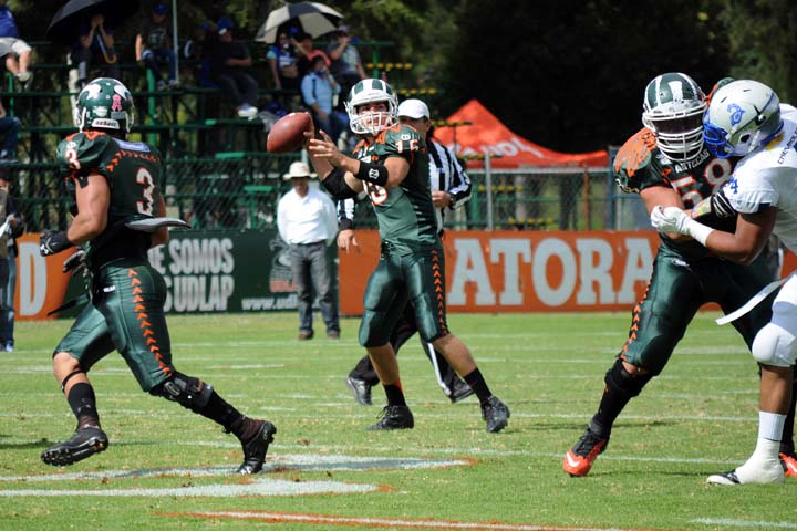 Disputan semifinal Aztecas Udlap y Borregos CEM.