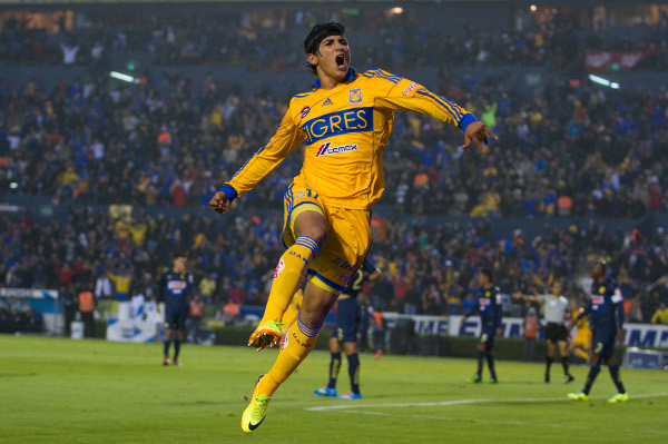 Alan Pulido 