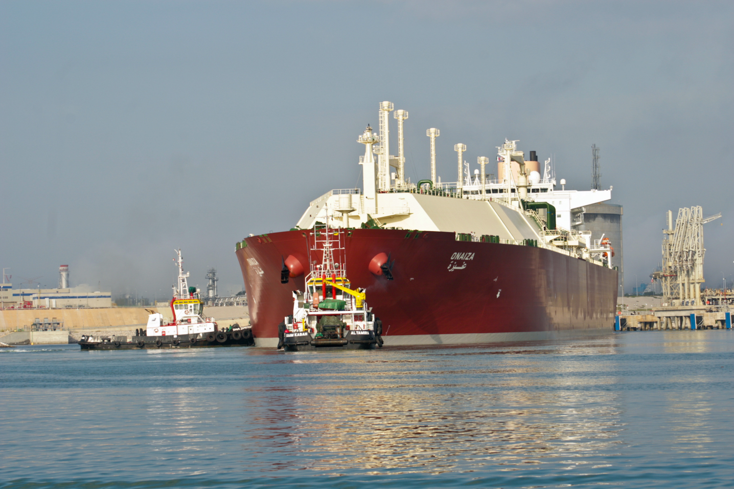 Las inversiones a puertos, así como al sector industrial han tenido un repunte durante los últimos años.