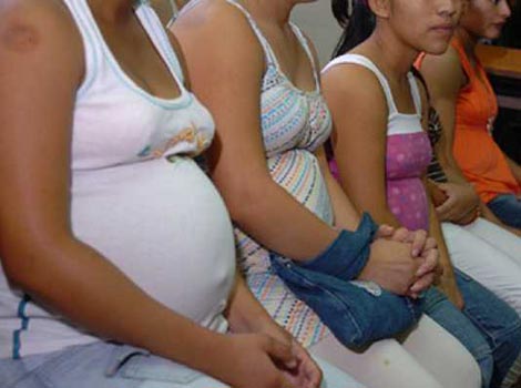 Algunos embarazos en adolescentes son producto de violaciones, según datos del IJM