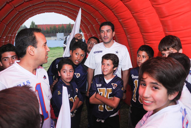Participaron 64 escuelas con equipos mixtos.