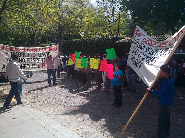 Militantes del PT exigen respeto a elección.