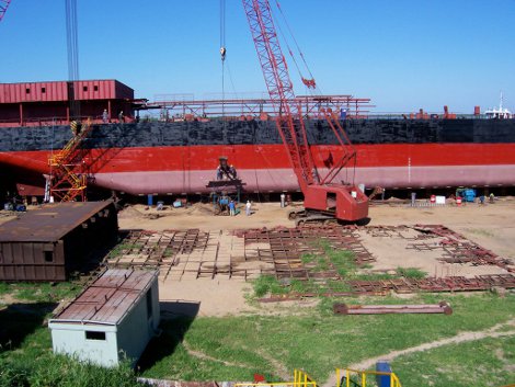 Pemex compra acciones de Astilleros Barreras.